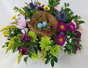 Promise of Spring Centerpiece
