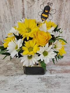 Bee Happy Bouquet with Roses